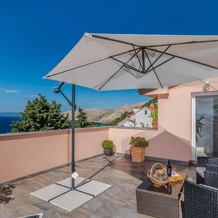 Beautiful Apartment In Stara Baska With Wifi Exterior photo